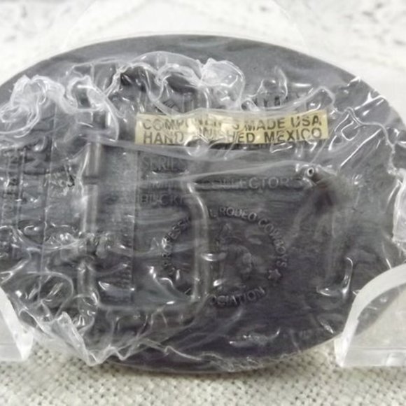 National Finals Rodeo 2000 Hesston Belt Buckle - Picture 4 of 6